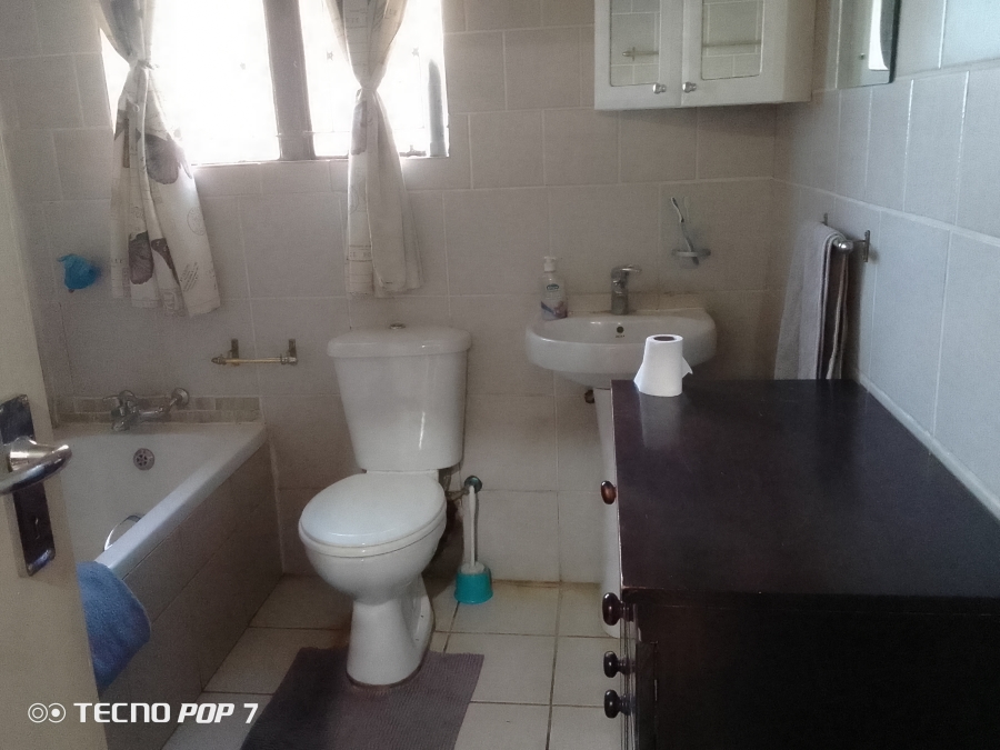 3 Bedroom Property for Sale in Wilgeboom A H North West
